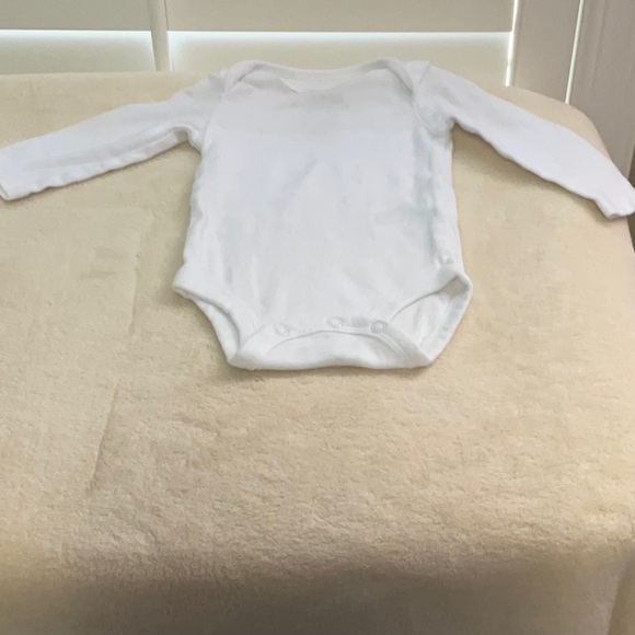 ONIES - Picture 6 of 12